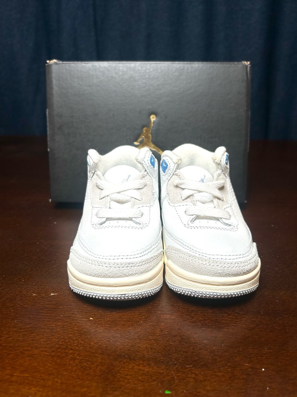 Air Jordan 3 Retro Boys Toddler 5c Summit White Hydrogen Blue DM0968-101 - Picture 8 of 10